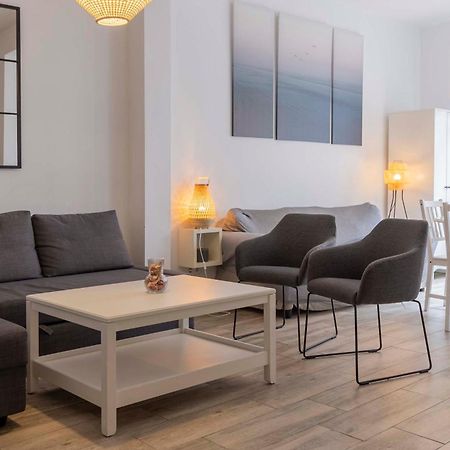 Apartamentos Los Remedios Seville Ngoại thất bức ảnh