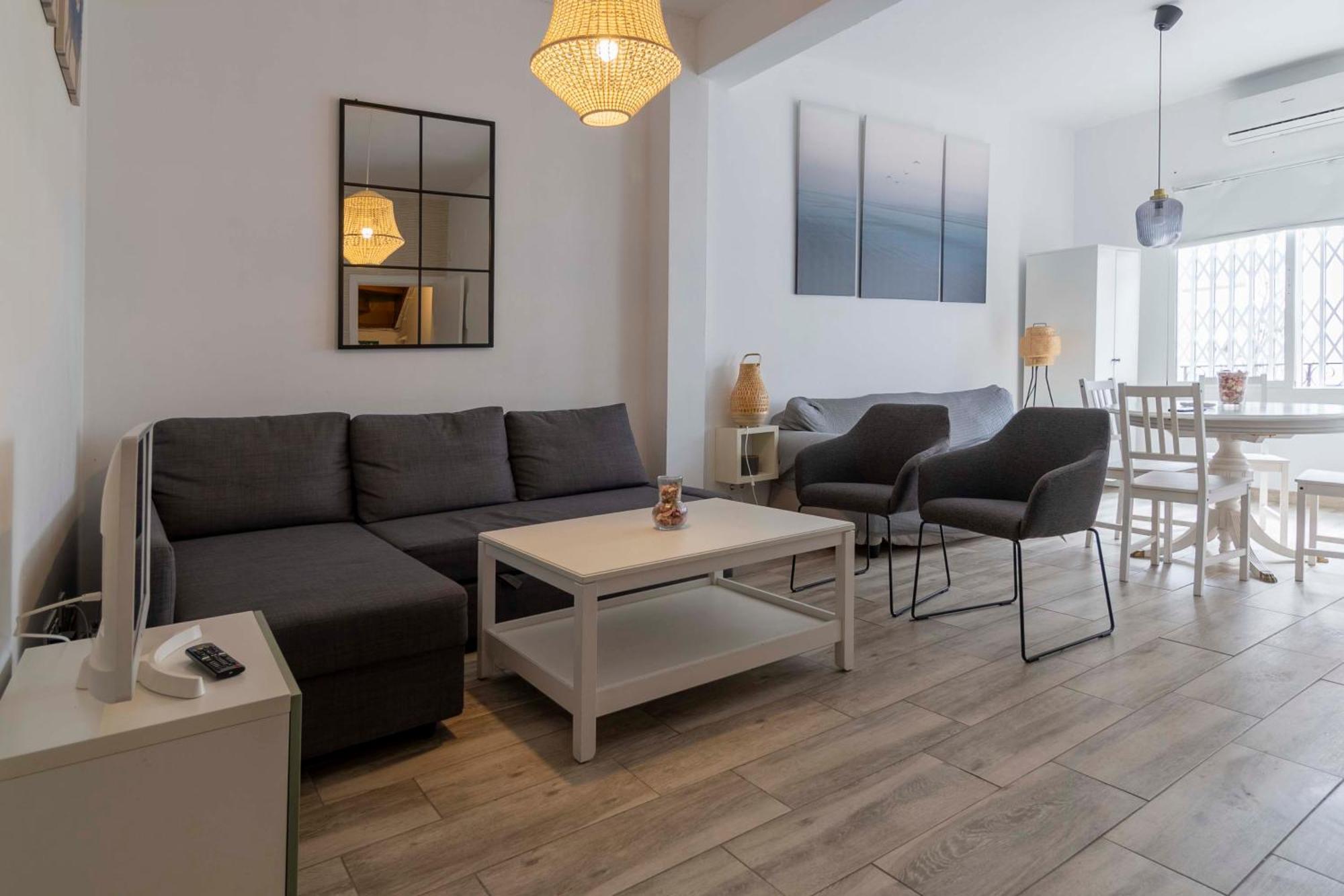Apartamentos Los Remedios Seville Ngoại thất bức ảnh