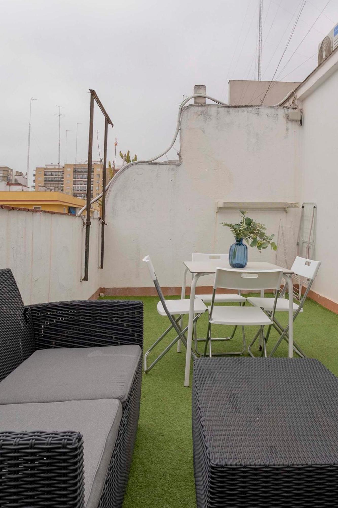 Apartamentos Los Remedios Seville Ngoại thất bức ảnh