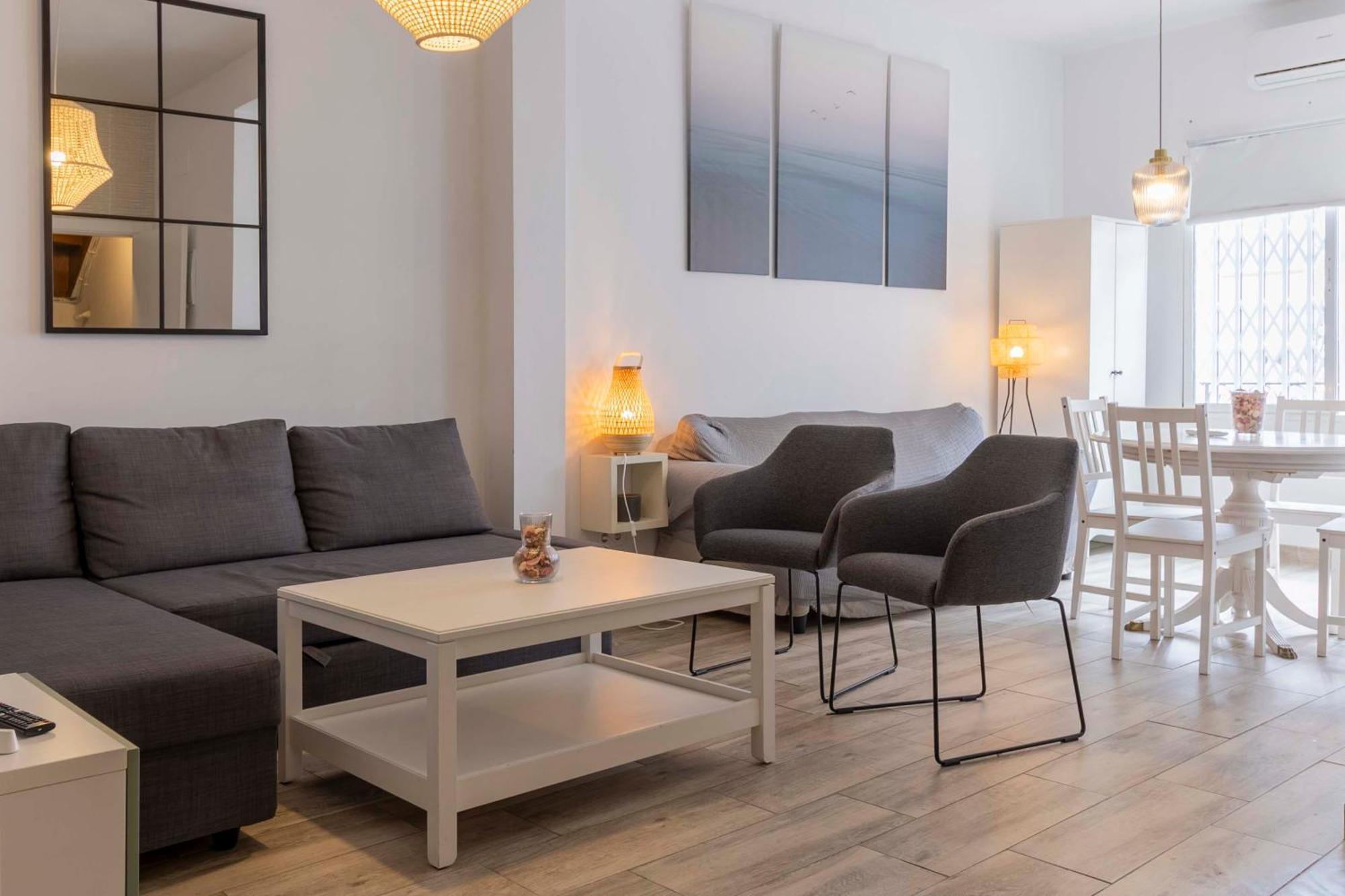 Apartamentos Los Remedios Seville Ngoại thất bức ảnh